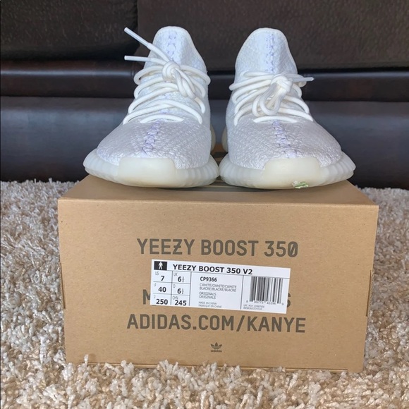 Yeezy boost 350 (white) - Picture 3 of 7
